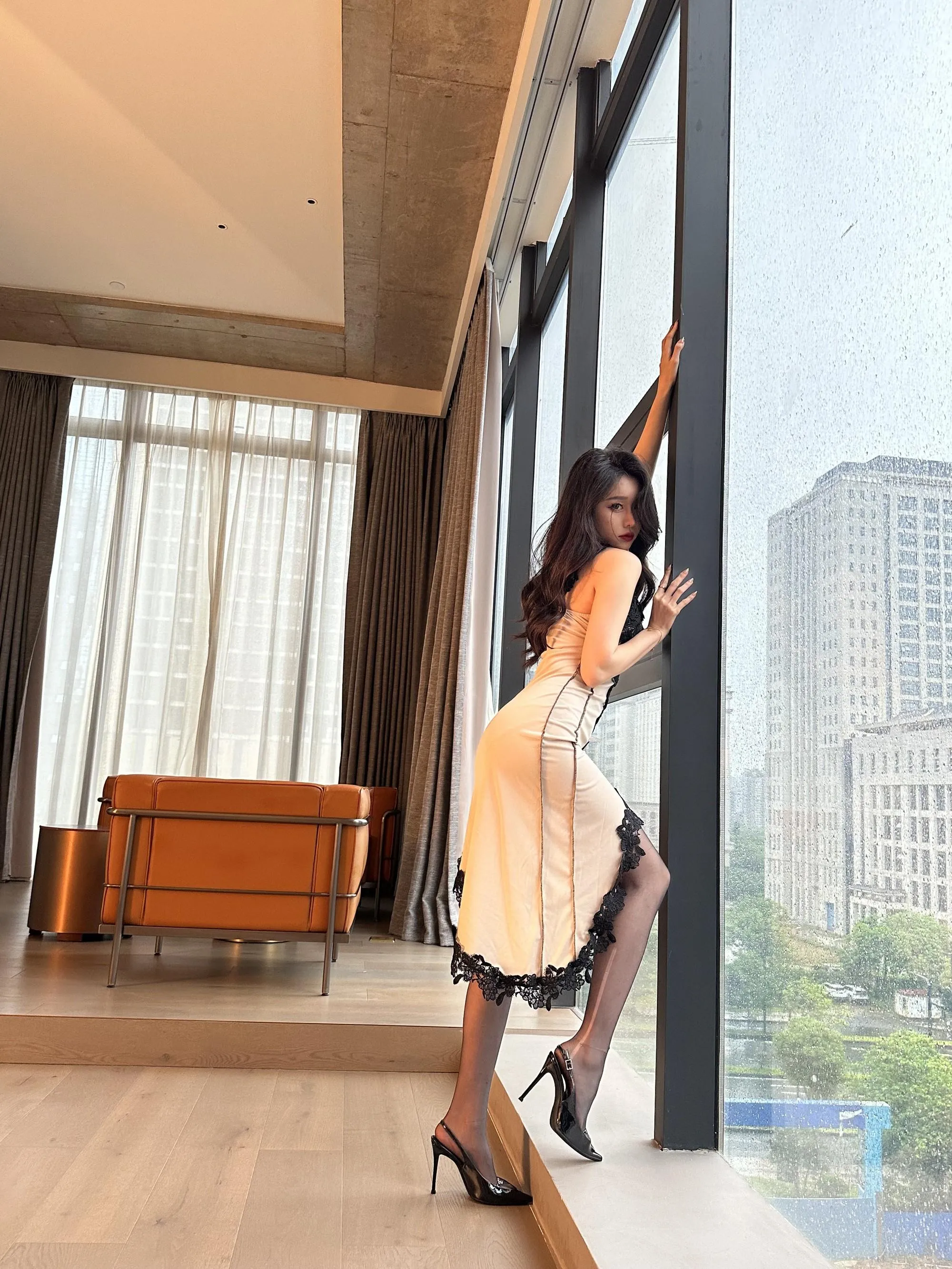 Sia不吃鱼 – NO.020 细腰翘臀黑丝 [29P]插图9